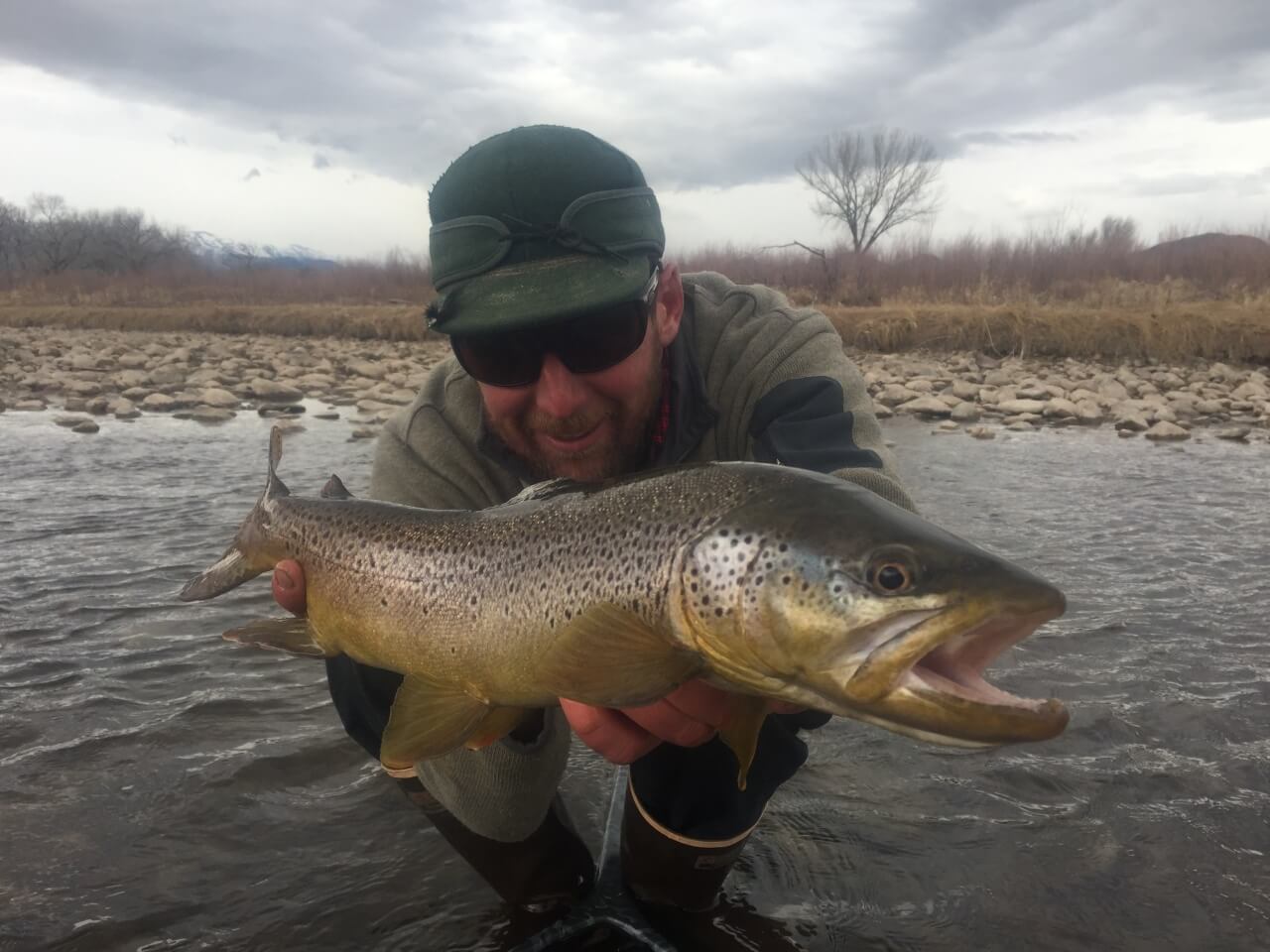 Glenwood Springs Fly Fishing Shop & Guided Trips - Hookers